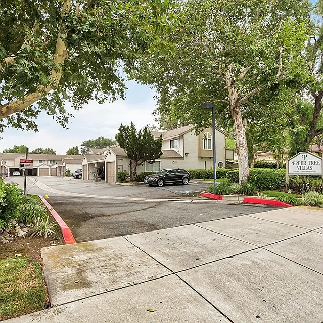 2 bed, 1100 sqft, $2,800 — Photo 4