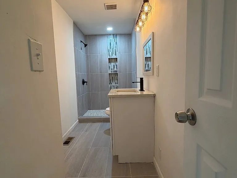 1369 Sagewood Cir — Photo 2