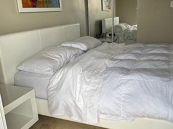 4th image of 20355 NE 34th Ct APT 1024