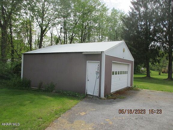 5th image of 1204 Kennedy Ave