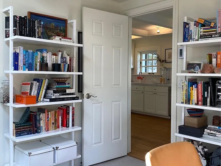 954 Broadway E #204 — Photo 9