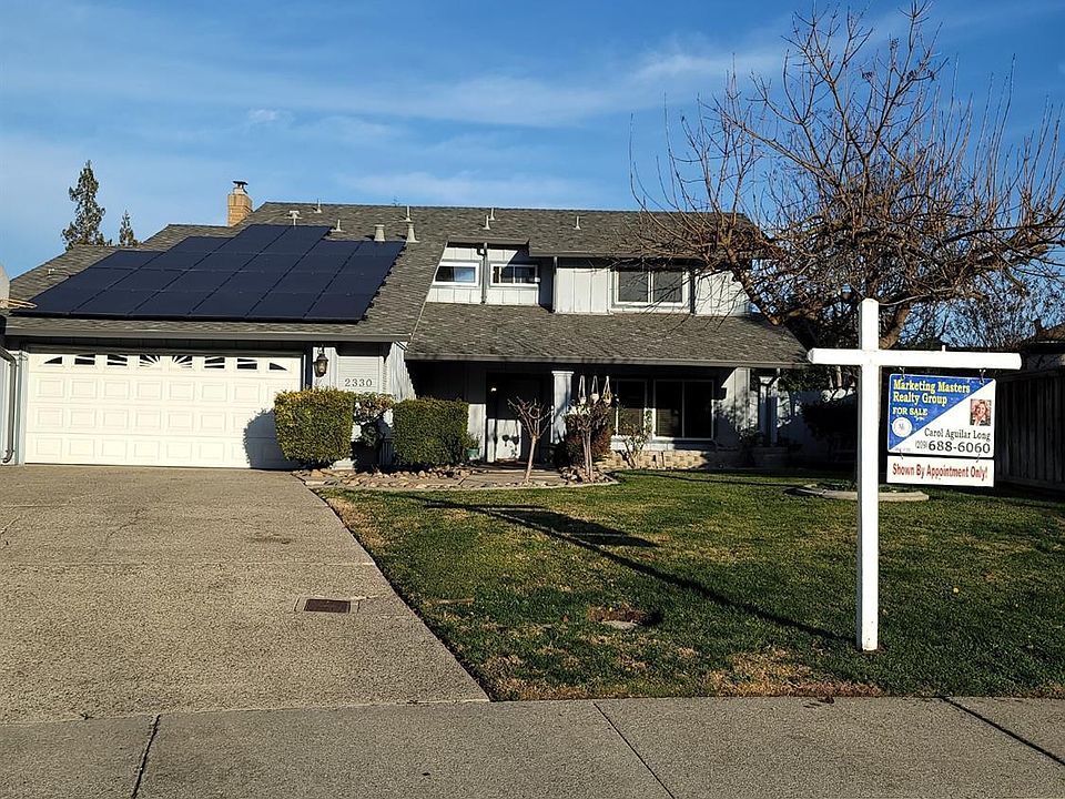 2nd image of 2330 Pheasant Run Cir
