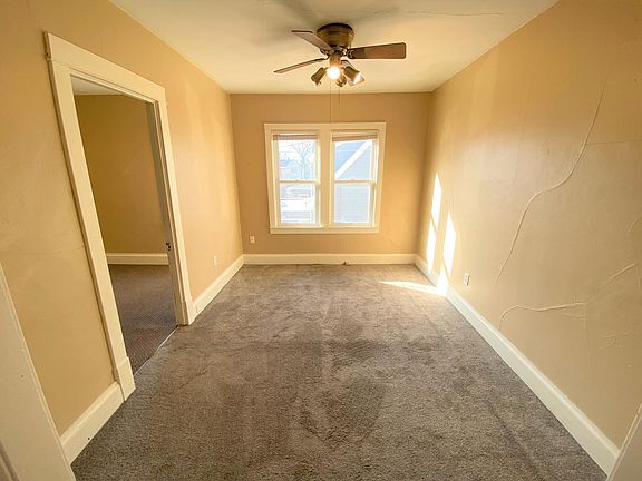 715 S 1st St 2, Aberdeen, SD 57401 Zillow