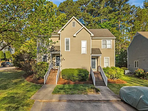 1601 Oakland Hills Way Photo 1
