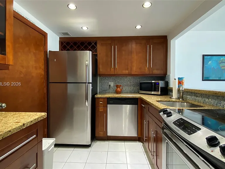 401 Ocean Dr #722 — Photo 21