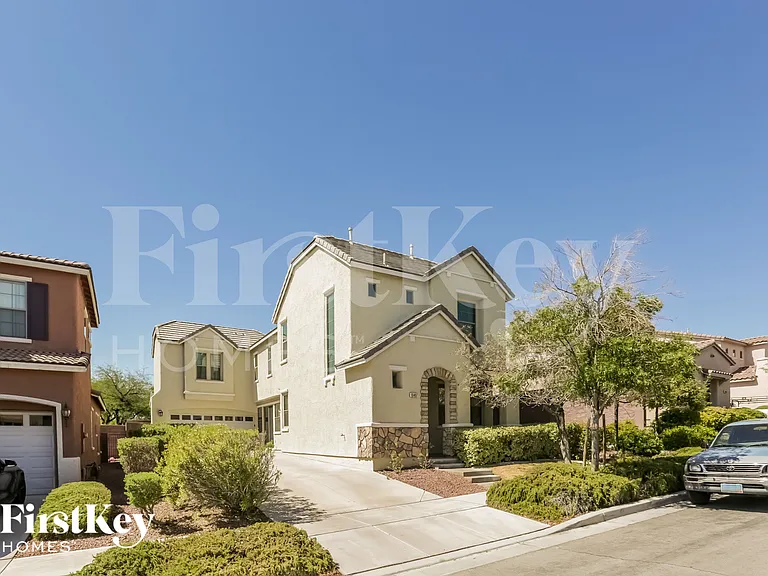 10497 Foggy Glen Ave — Photo 2