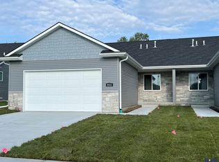 9451 Bailie Ct, Waverly, NE 68462