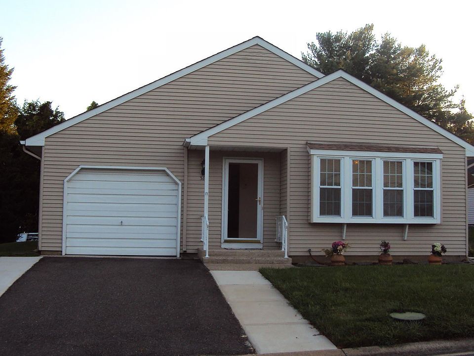 1st image of 38 Birchwood Drive