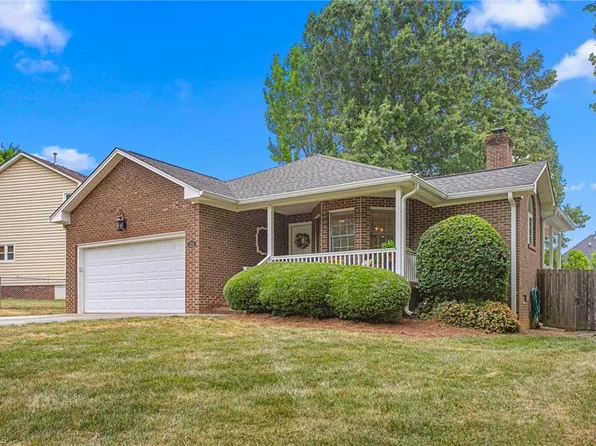 319 Westridge Dr, Burlington, NC 27215