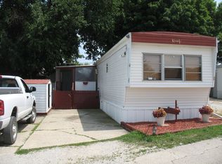 33 Ronald Dr, Bloomington, IL 61704