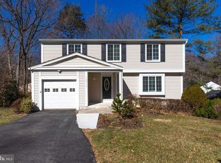 10718 Freds Oak Ct, Burke, VA 22015