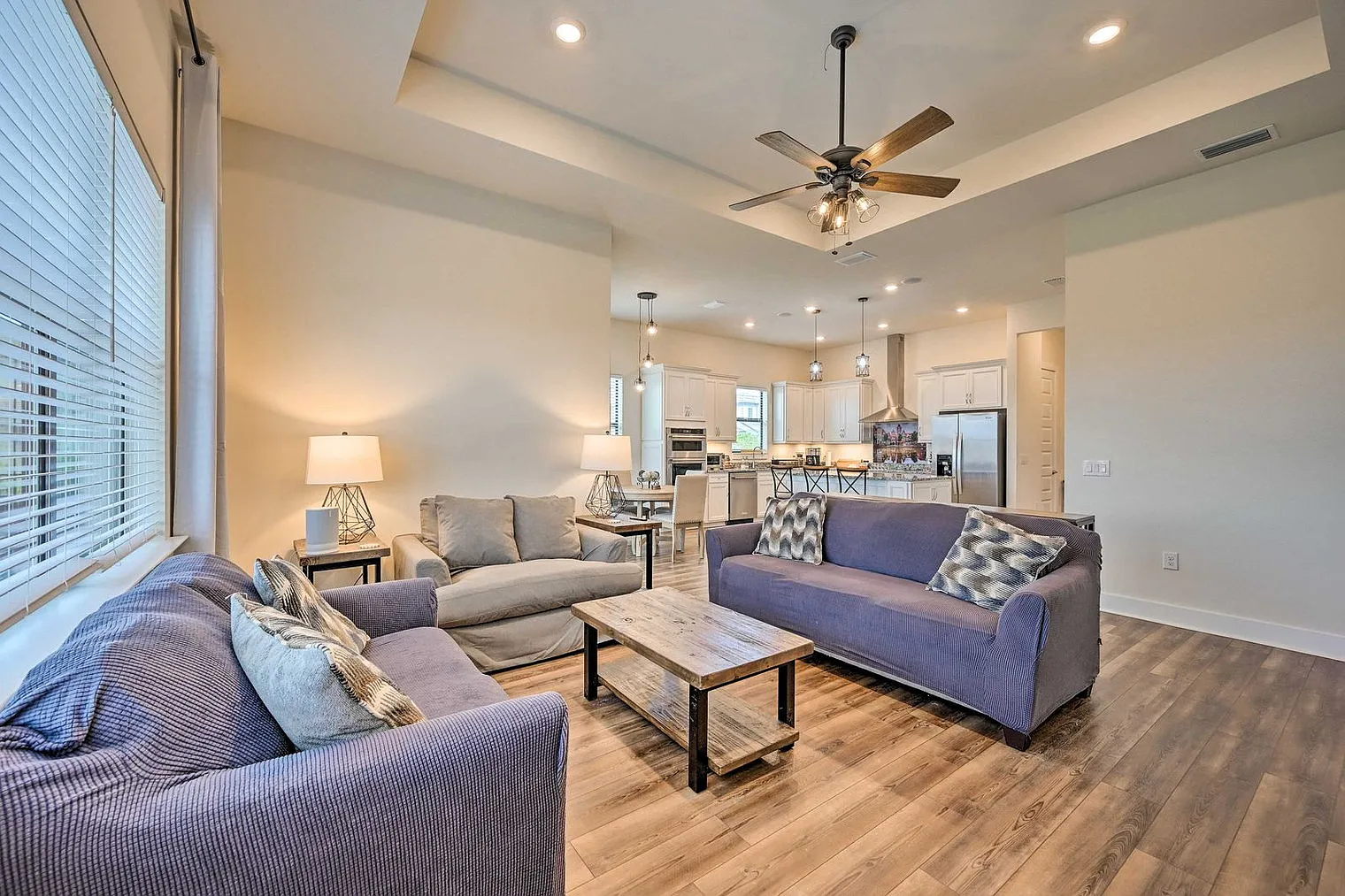 3 bed, 2.0 bath, 1894 sqft, $6,838 — Photo 1