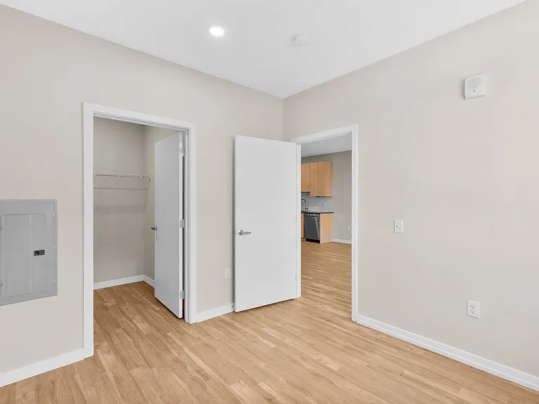 The Keystone Apartments — Photo 69