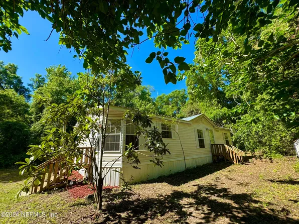 203 S OLIVE Avenue, Florahome, FL 32140