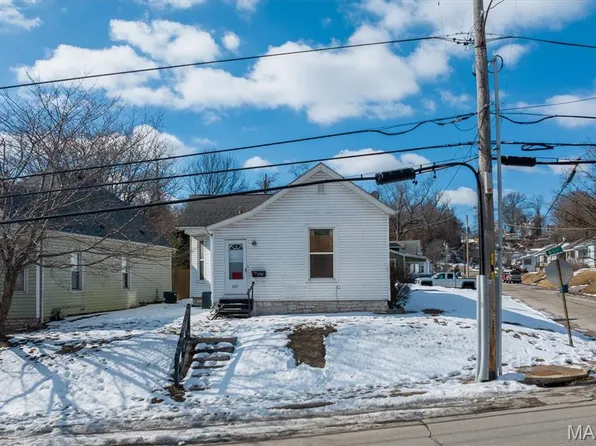 1110 W 9th St, Alton, IL 62002