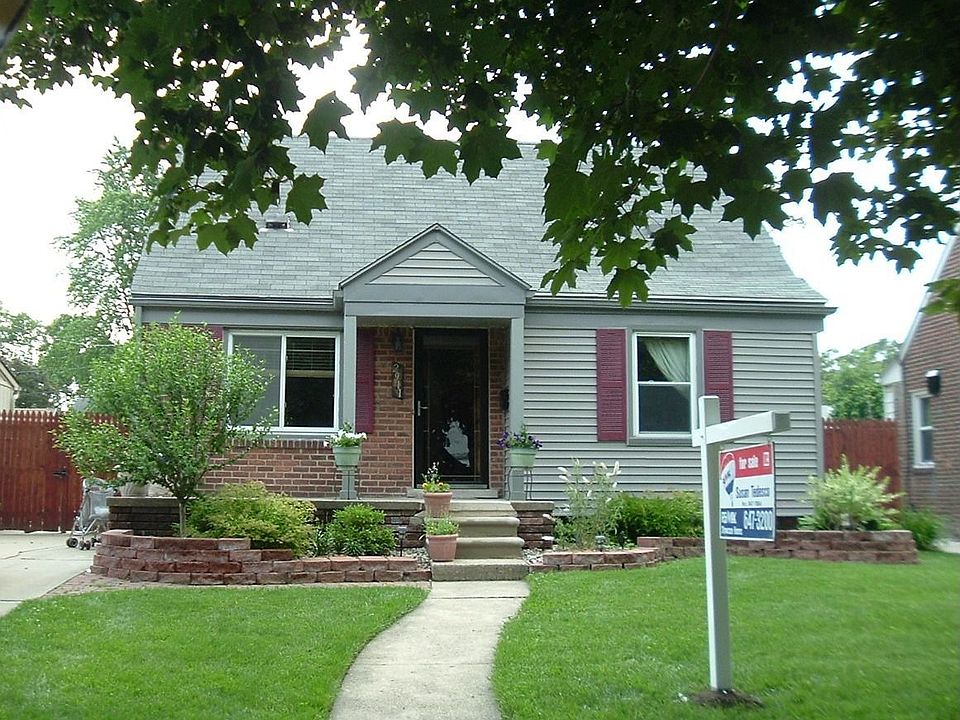 1st image of 2911 N Blair Ave