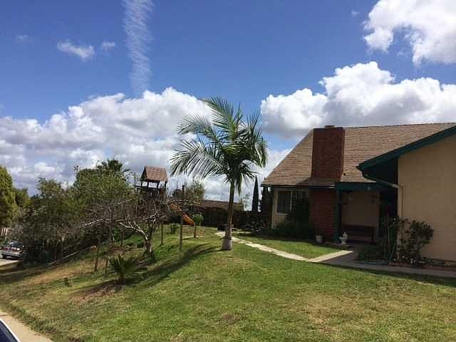 1st image of 572 Berryhill Dr