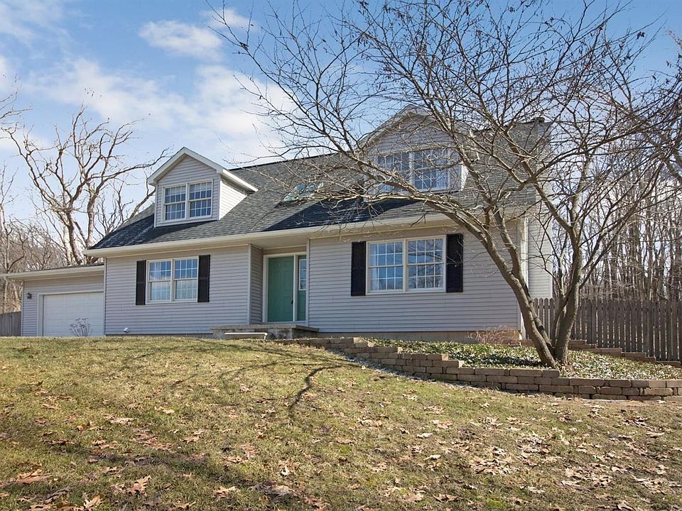 1st image of 3815 Queen Oaks Dr