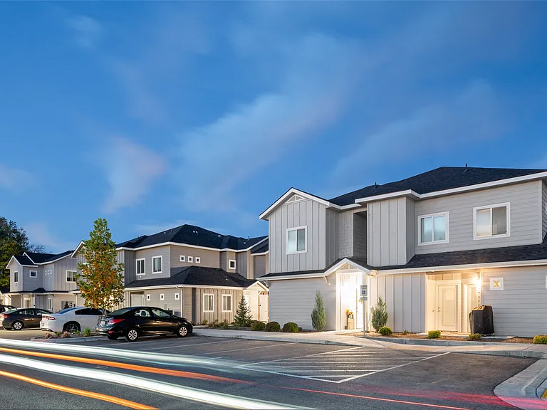 Southside Townhomes — Photo 15