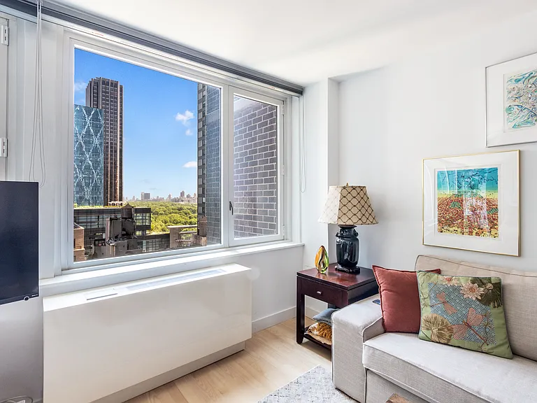 322 W 57th St #29L — Photo 8