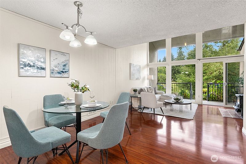 4th image of 13832 NE 66th Street #605
