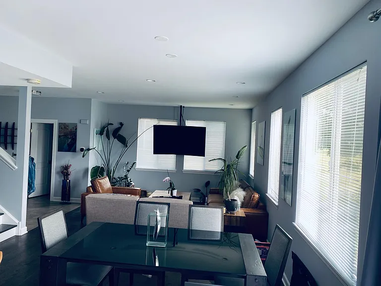 235 W Norwell Ln — Photo 12