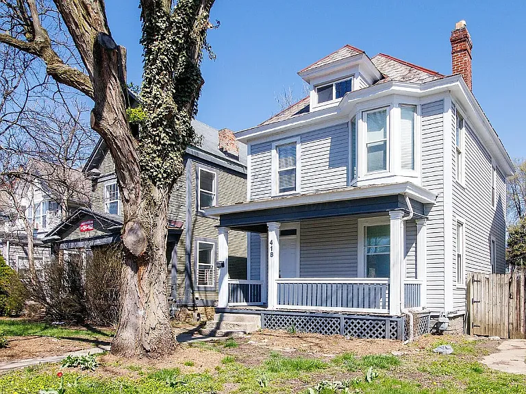 E 17th Ave — Photo 36