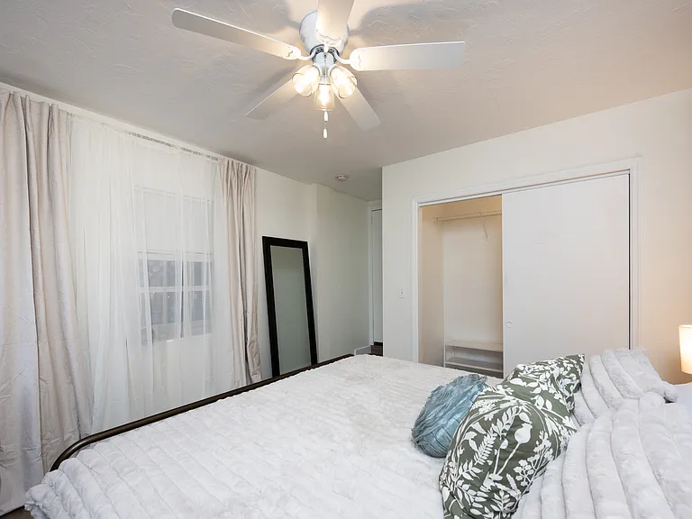 1110 8th St N #1 — Photo 30