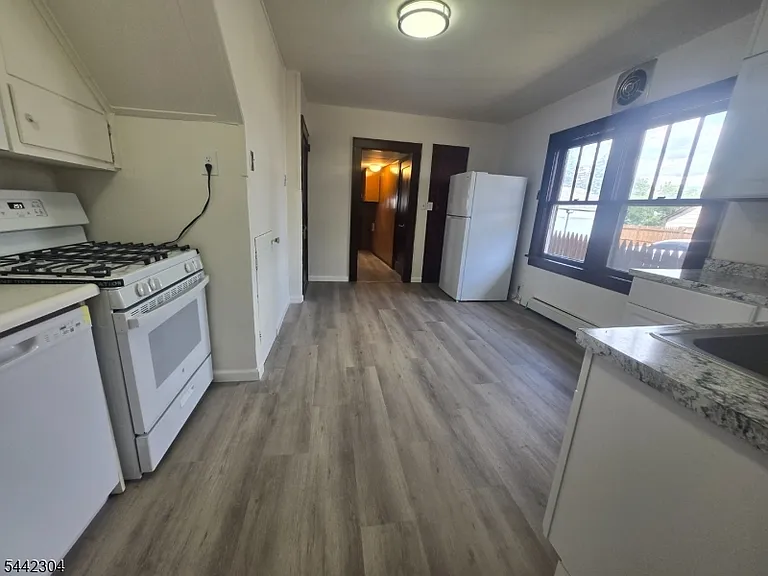 108 Bell Ave #A — Photo 11