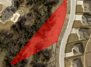 2823 Tobacco Rd, Manhattan, KS 66503