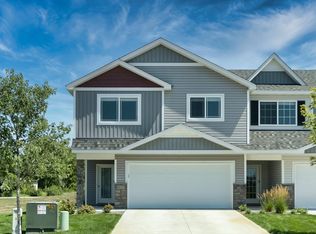8607 Gateway Cir, Monticello, MN 55362