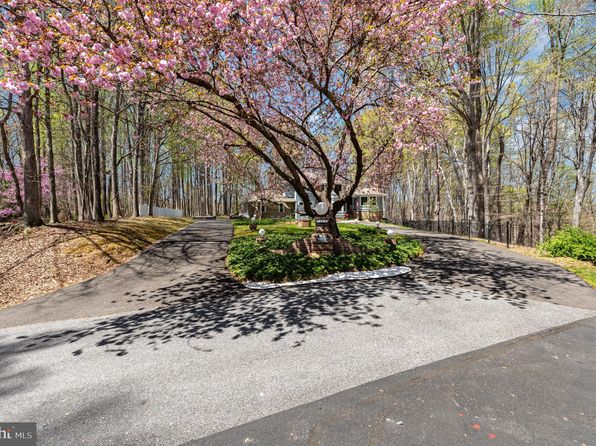 8971 Furrow Ave, Ellicott City, MD 21042