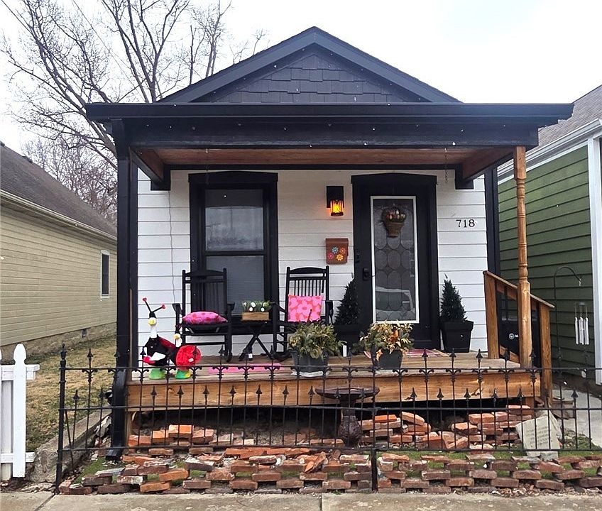 1st image of 718 W Third Street