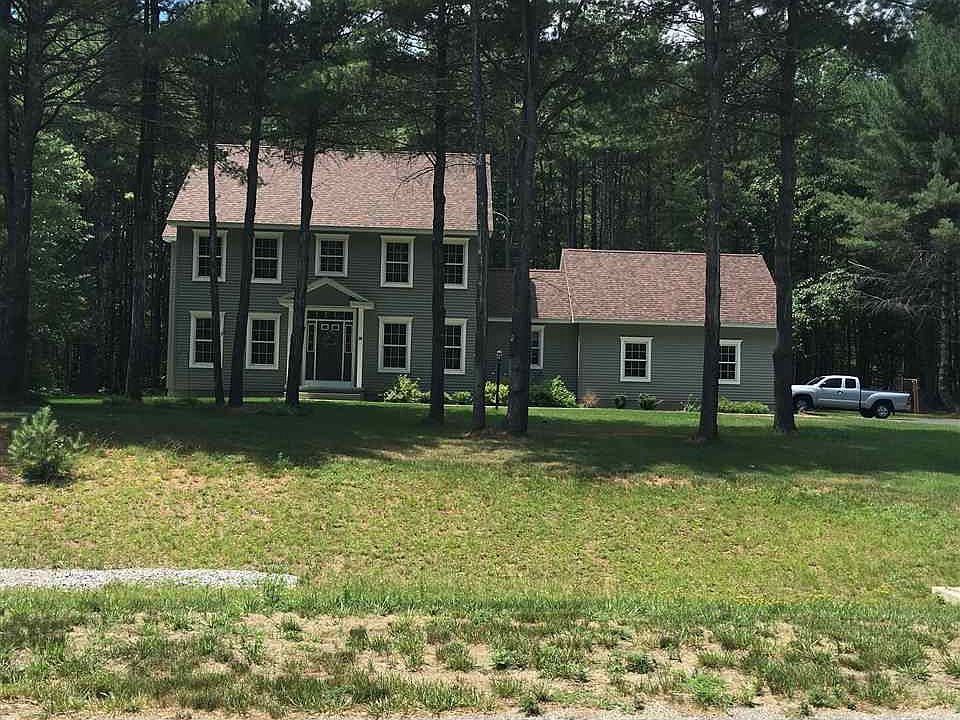 1st image of 20 Caitlin Dr