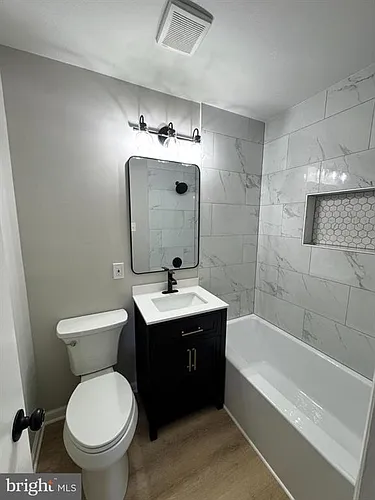 3801 Swann Rd #303 Photo 1
