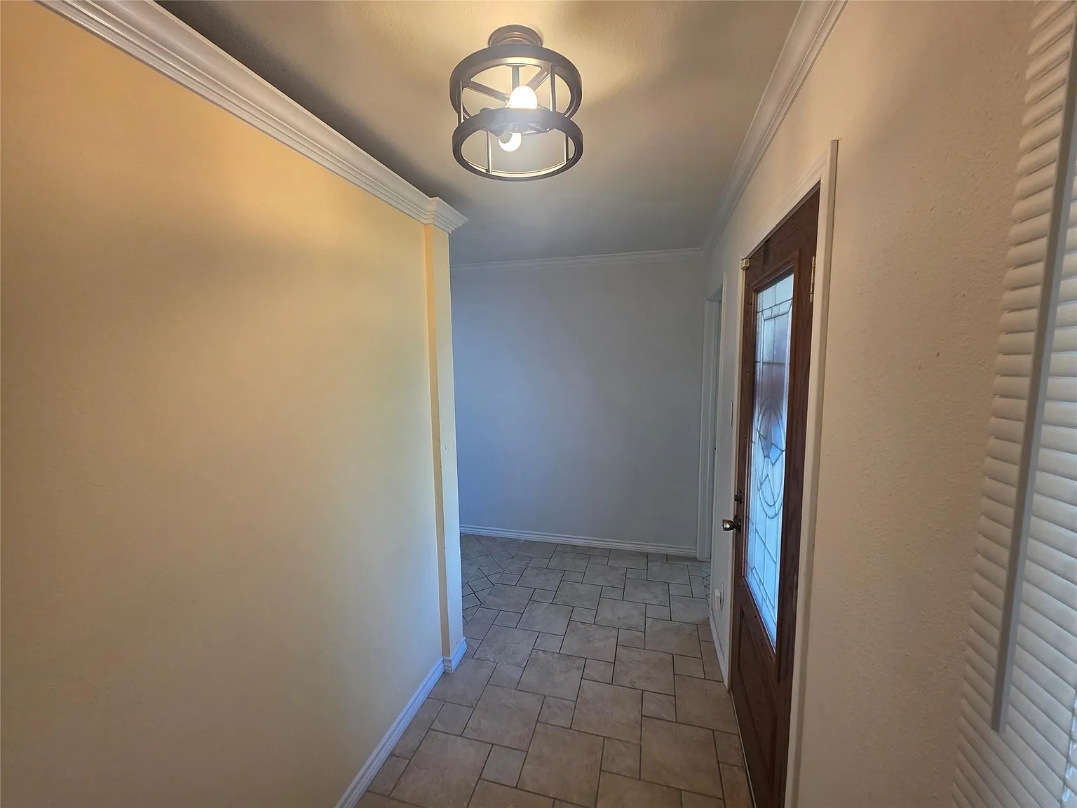3 bed, 2.0 bath, 1539 sqft, $1,950 — Photo 4