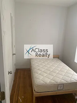 Rented by A Class Realty International | media 18
