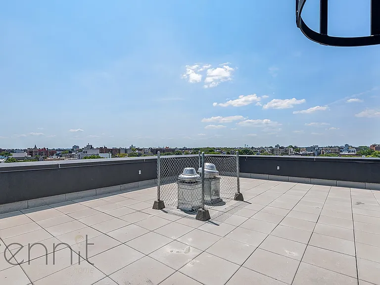 2809 Clarendon Rd #512 — Photo 14