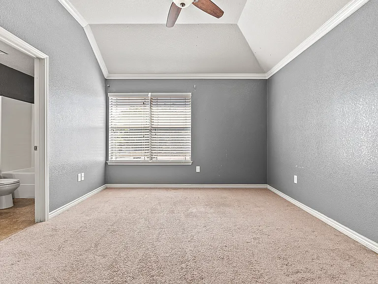 2504 Saulsbury Dr — Photo 5
