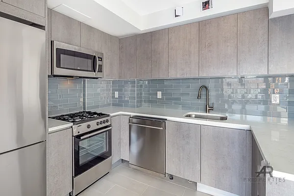 Rented by A&R Properties Group LLC | media 8