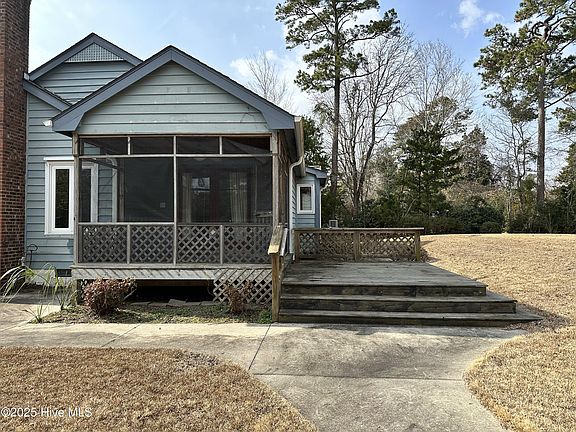 5th image of 3508 Sunny Drive