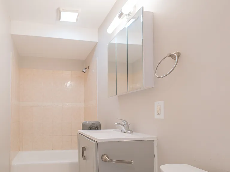 40 Ripley Rd #3 — Photo 5