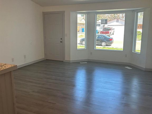 4th image of 55 S Taffy Dr