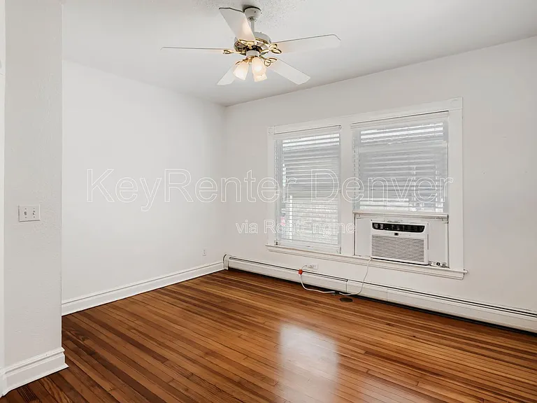 322 E Cedar Ave #A — Photo 10