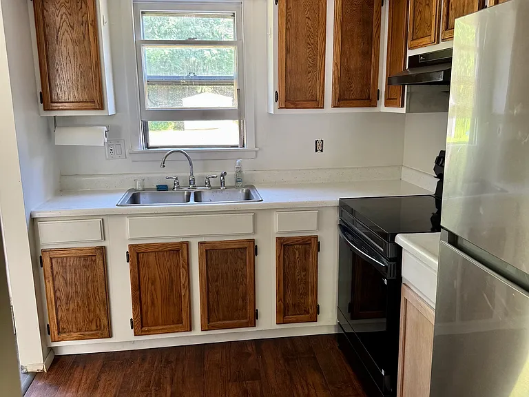 86 Pinecrest Dr #1D — Photo 4
