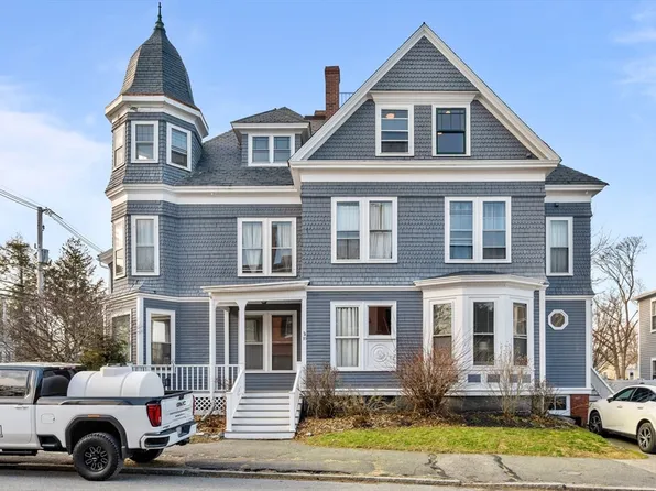 220 High St #6, Newburyport, MA 01950