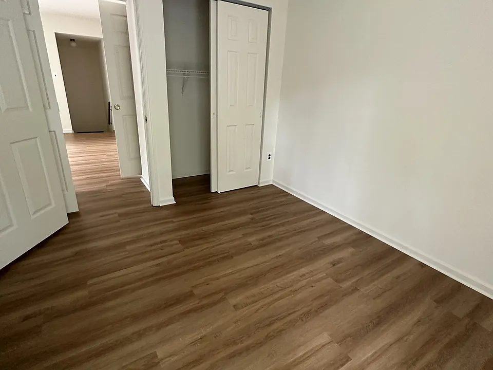 326 New Albany Rd #105