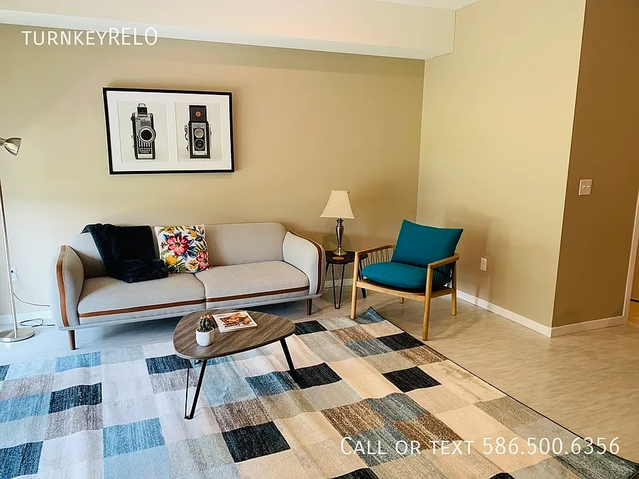 Furnished, Short Term, Corporate Apartment at 42 West. 18200 West 12 Mile Rd. — Photo 4