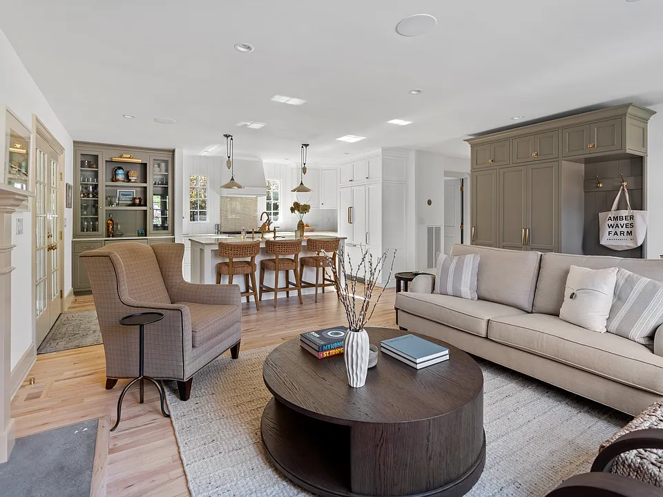 23 Wheelock Walk