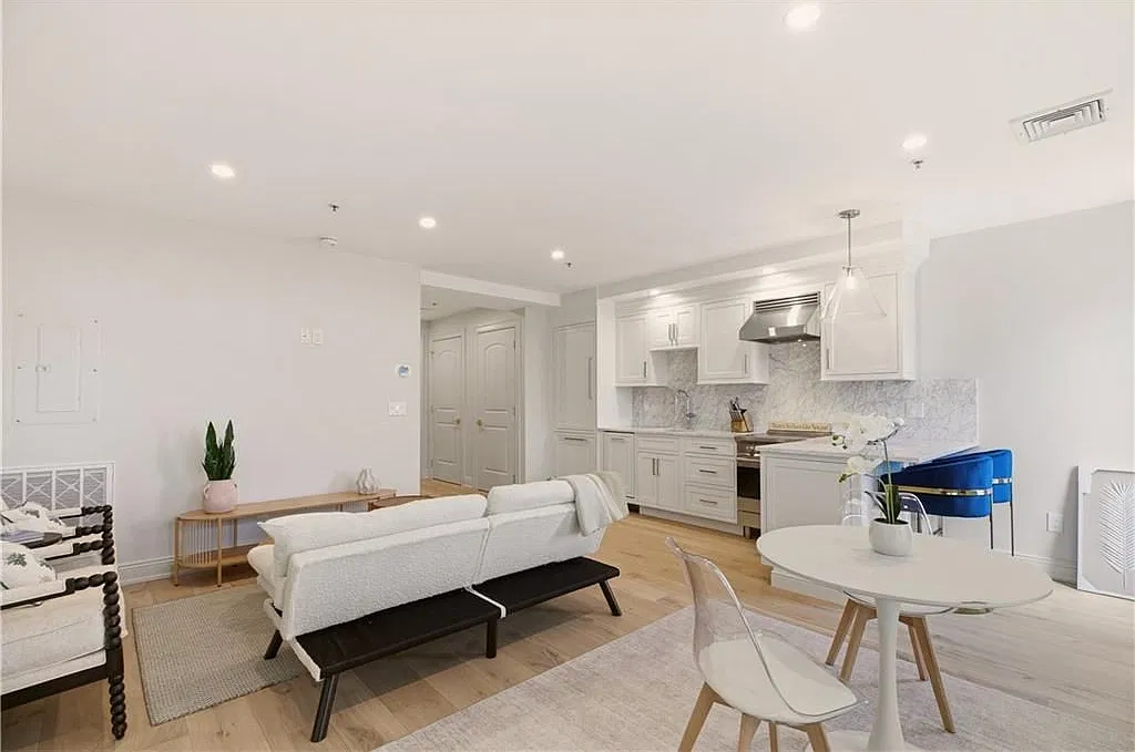 Studio, 1.0 bath, 518 sqft, $2,000 — Photo 2